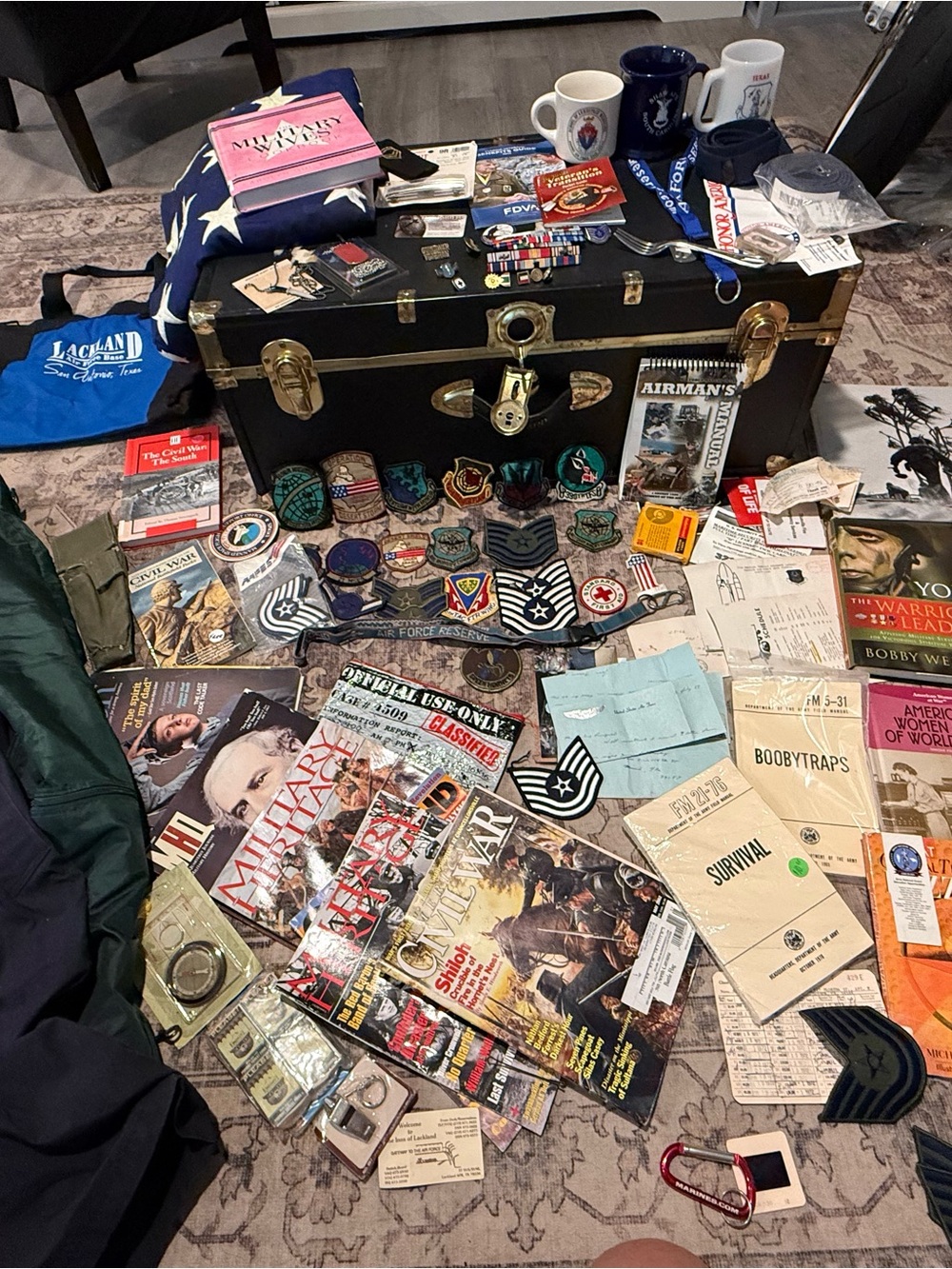 Huge military memorabilia USAF Air Force Vietnam and manuals , patches